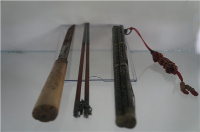 上海筷箸文化促进会精品筷箸在古猗园内展出 1.jpg