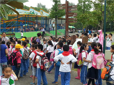 园内飘桂香,团队接待忙 1.jpg
