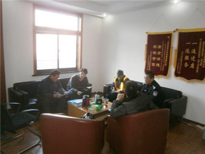 嘉定区开展渣土车辆安全大检查 1.jpg