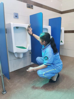 公厕行业文明创建工作月刊201810893.png